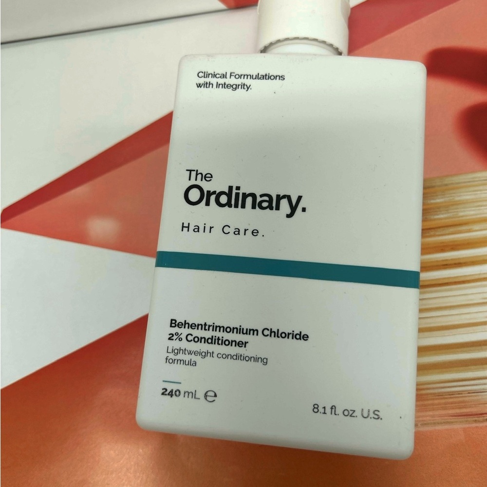 The Ordinary Hair Care Behentrimonium Chloride 2 % Conditioner 240ml 8.1 fl oz